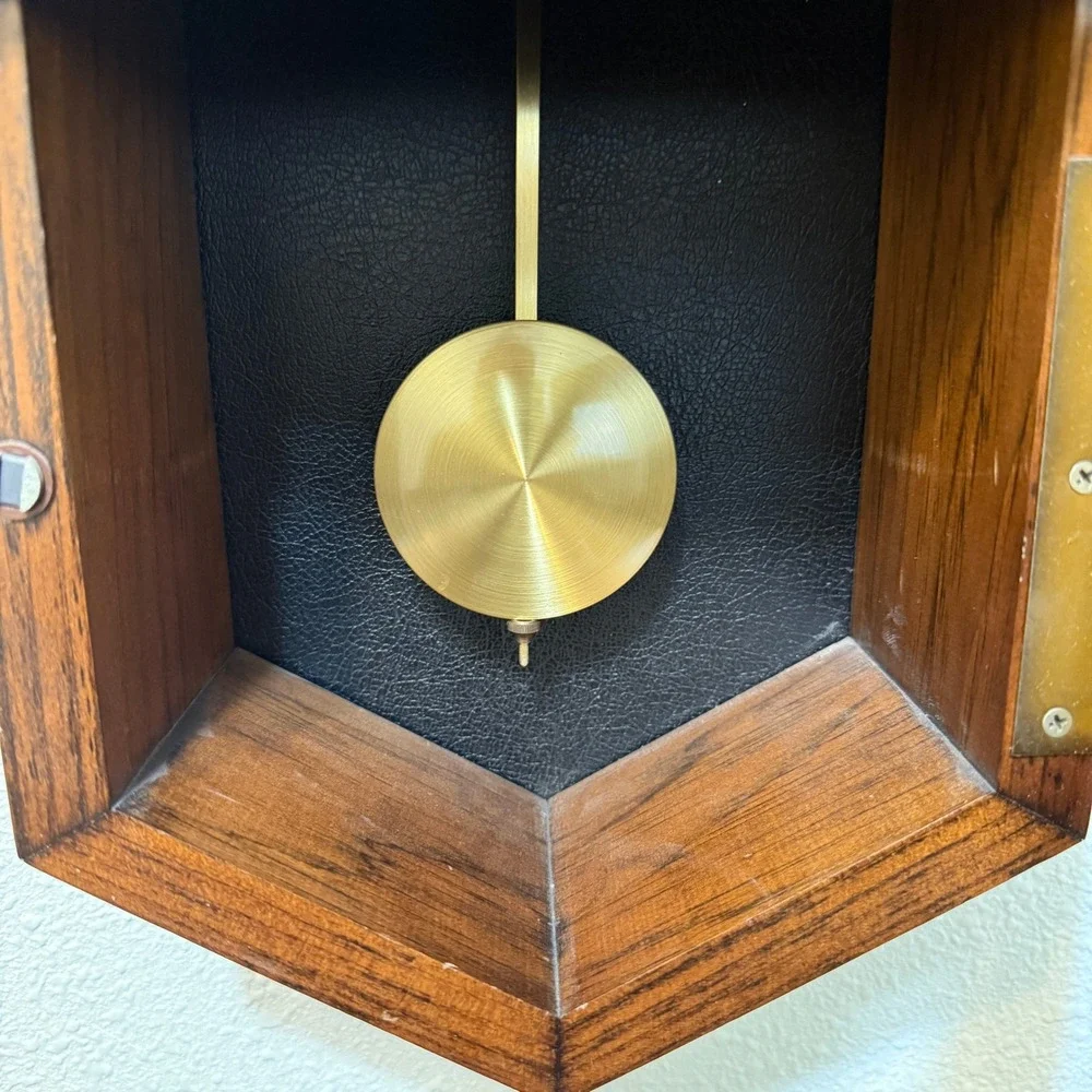 Verichron Westminster Chime Wood Wall Clock Schoolhouse Regulator 182121 382